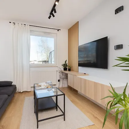 Butterfly Apartment With Parking By Noclegi Renters Danzica Esterno foto